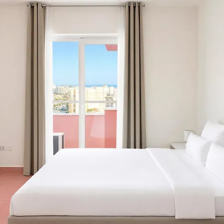 Flamingo In Vegas Resort, Malta Saint Julian's