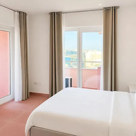 Flamingo In Vegas Resort, Malta 4* Saint Julian's